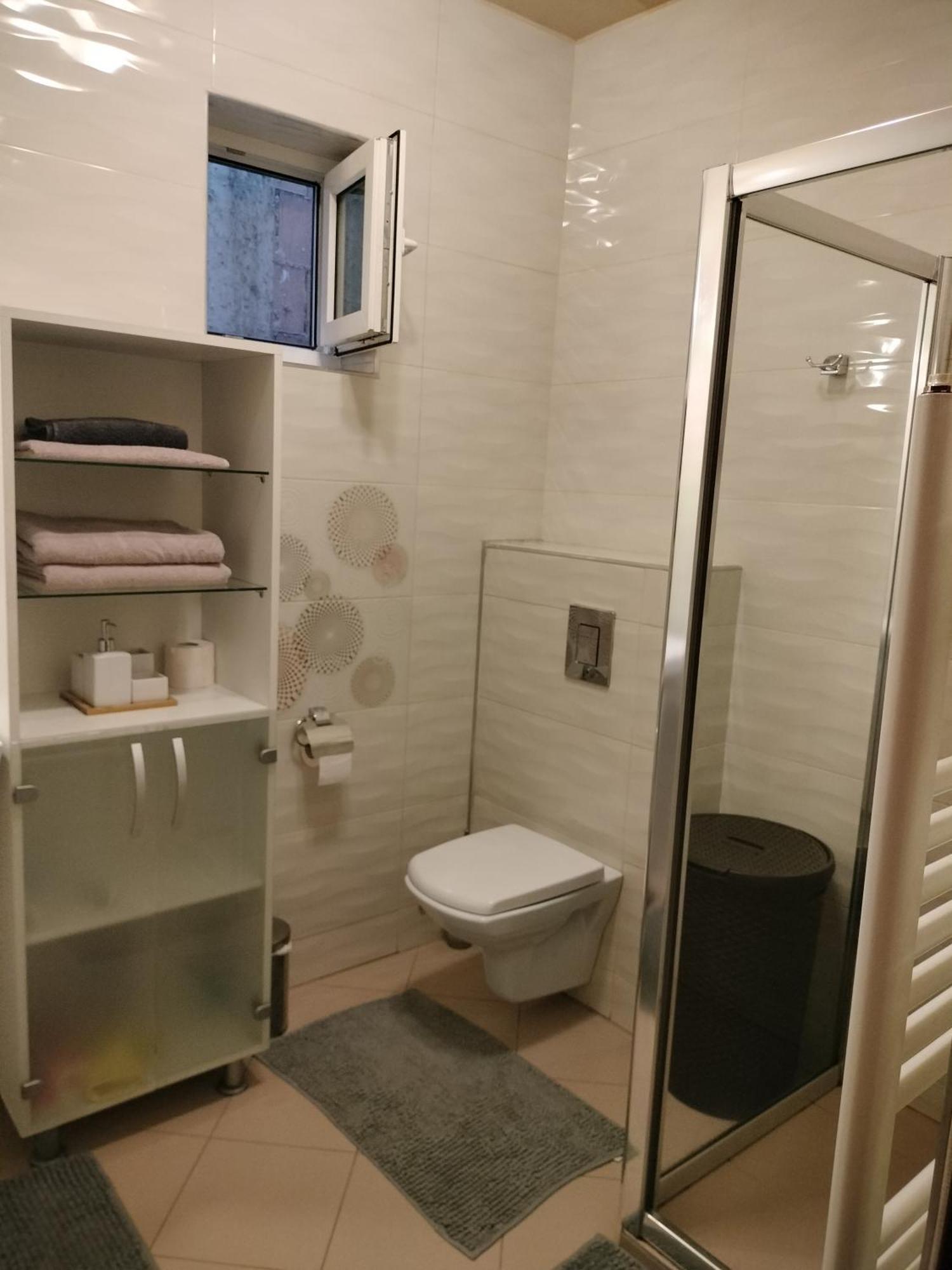 Central Apartment In Mihai Viteazu Square Клуж-Напока Экстерьер фото